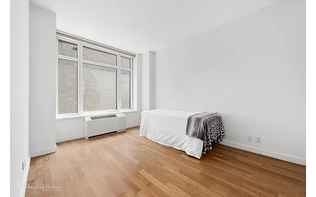 Rented by Douglas Elliman | media 18