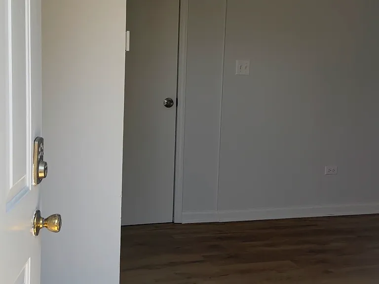 3324 S May St #1 — Photo 12
