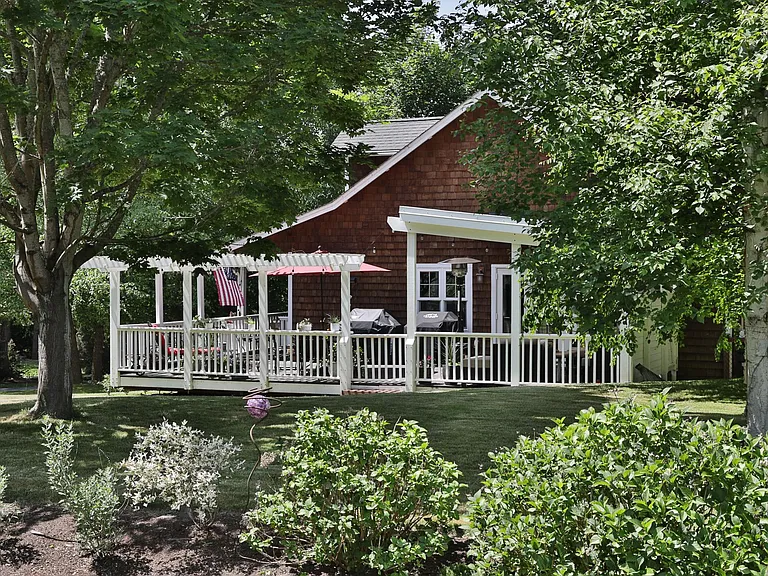 2273 Lori Dr — Photo 30
