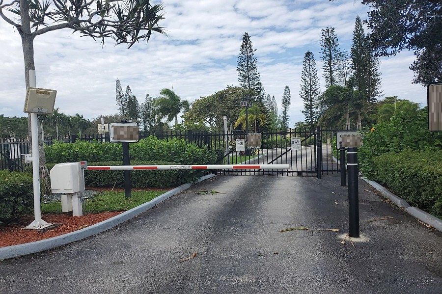 2nd image of 3326 Torremolinos Ave APT 322