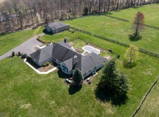 94 Brookville Hollow Rd, Stockton, NJ 08559