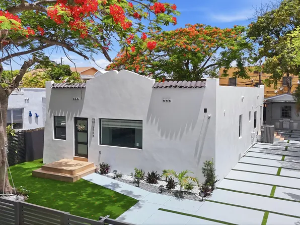 2239 SW 10TH Street, Miami, FL 33135