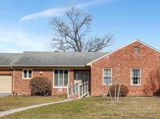 821 Eastland Rd, Waynesboro, PA 17268