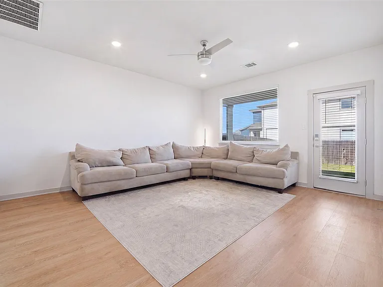 515 Millbrook Blvd — Photo 6