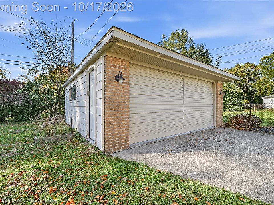 19861 Maplewood St, photo 28