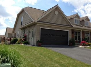 28 Perseverance Ln, Ephrata, PA 17522