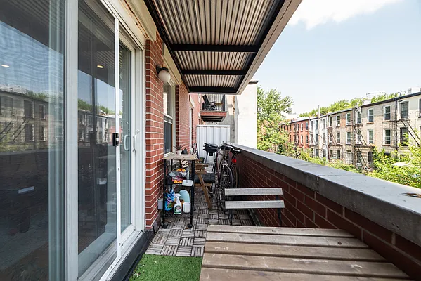 Rented by Key City Capital Inc | media 22