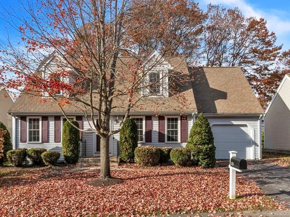 23 Brewster Rd, Stoughton, MA 02072