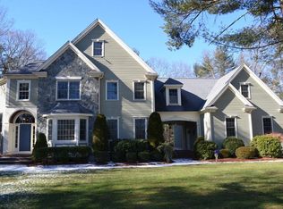 12 Stillbrook Ln, Mansfield, MA 02048