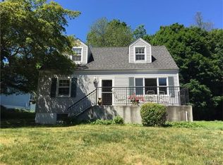 25 Colonial Dr, Mahopac, NY 10541