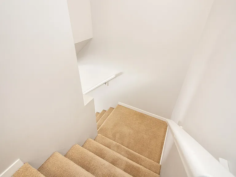 100 Southview Cres #502 — Photo 48