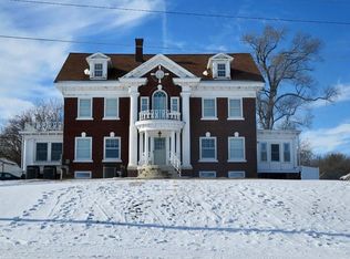 5132 Hess Rd, Waterloo, IA 50701