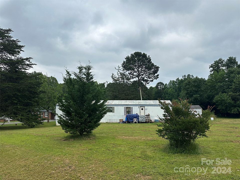 2nd image of 130 Vinson Rd