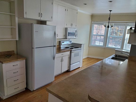 4th image of 1139 N 32nd St #1