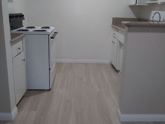 5th image of 1815 Fremont Ave APT 3