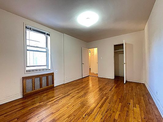 5th image of 135-10 Grand Central Pkwy #402