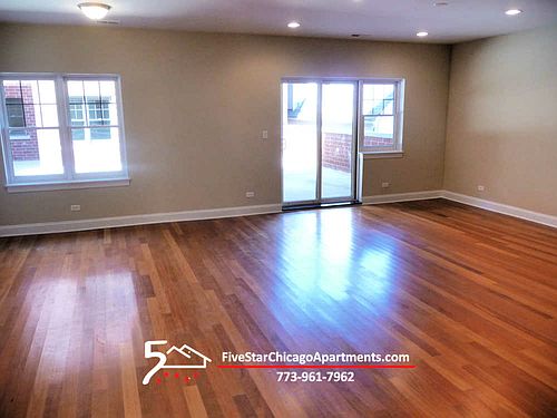 3rd image of 3705 N Kedzie Ave APT 208