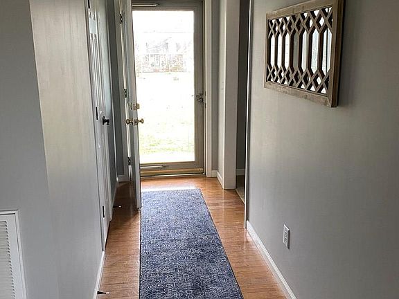 3rd image of 3133 Kave Dr