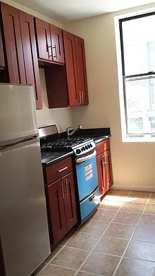 Rented by Camhi NYC Realty Inc | media 5