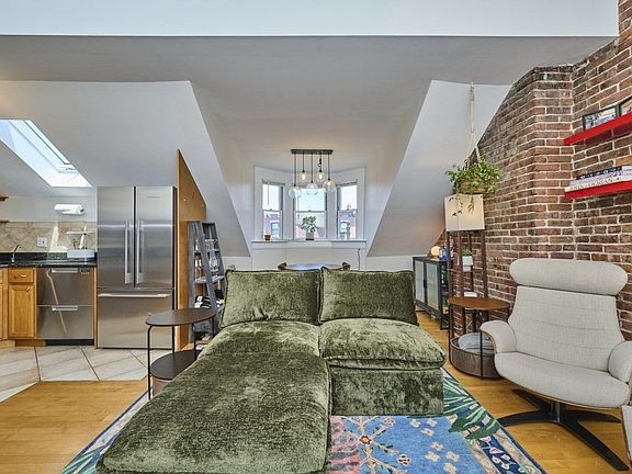 5th image of 683 Massachusetts Ave APT 5