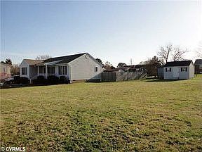 1st image of 4904 Woodstream Dr