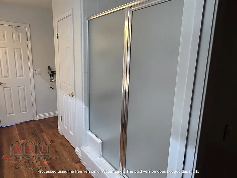 10500 Attleboro Ave — Photo 17
