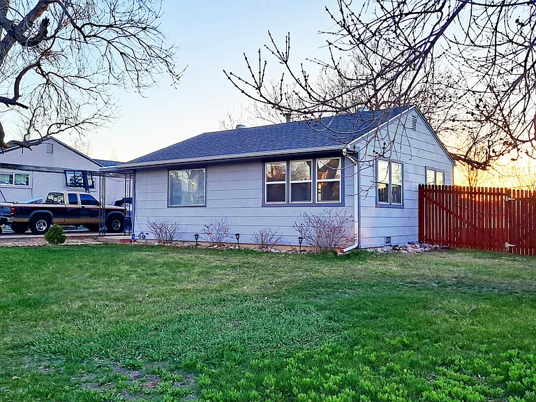 1575 S Quieto Ct — Photo 1