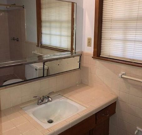5th image of 3119 Wickham Dr