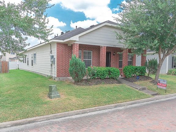 2nd image of 11763 Jelicoe Dr
