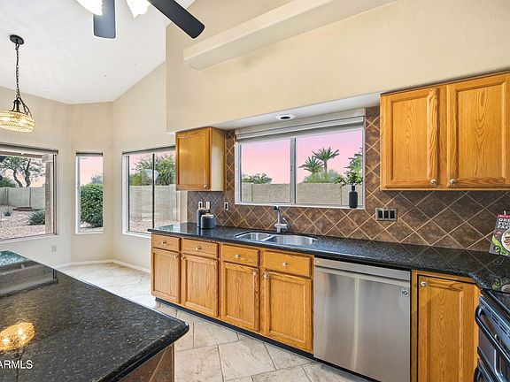 5th image of 6009 E SANFORD Circle