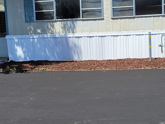 3rd image of 300 Stony Point Road #245