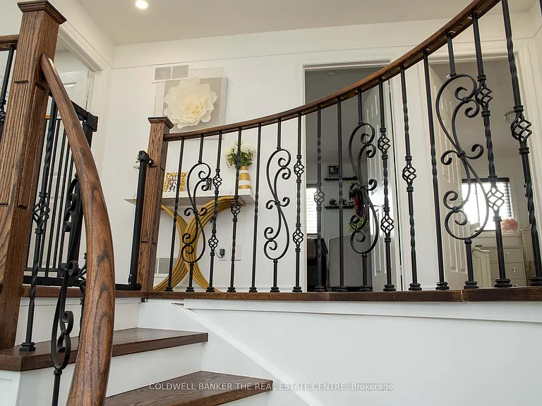 497 Grove St E — Photo 21