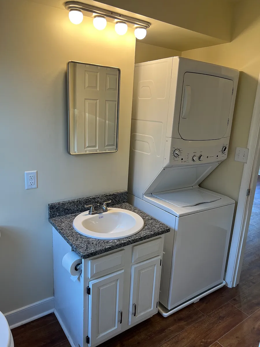 bathroom w laundry - 5636 Benika Dr