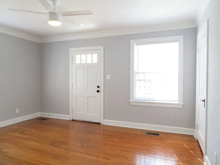 1612 Netherwood Ave — Photo 8