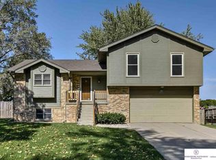 14806 Berry Cir, Omaha, NE 68137