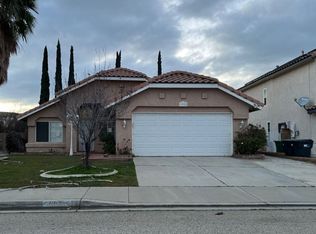 39925 Milan Dr, Palmdale, CA 93551