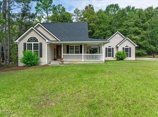 241 Graystone Pointe Dr, Macon, GA 31211