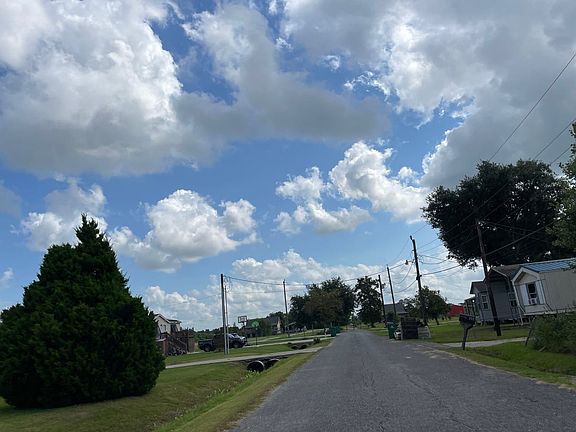 4th image of 333 Myrtle Dr
