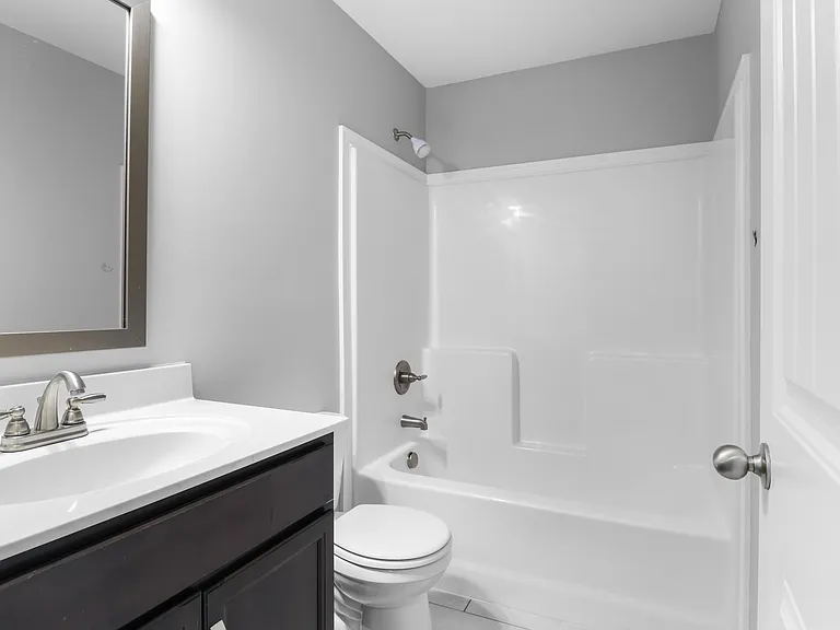 306 Lugano Ln — Photo 16