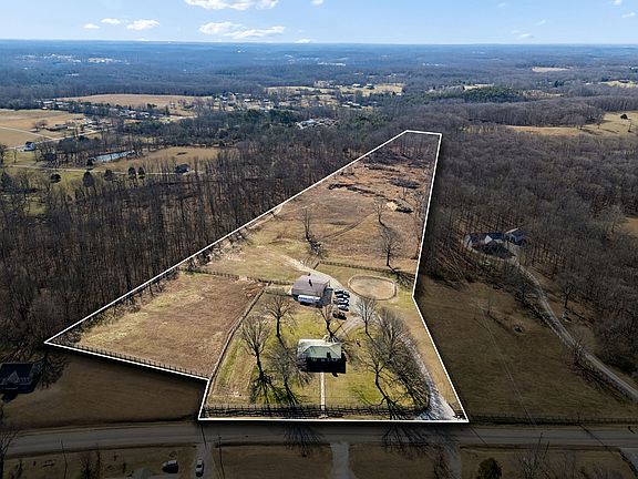 4th image of 155 W Piney Rd