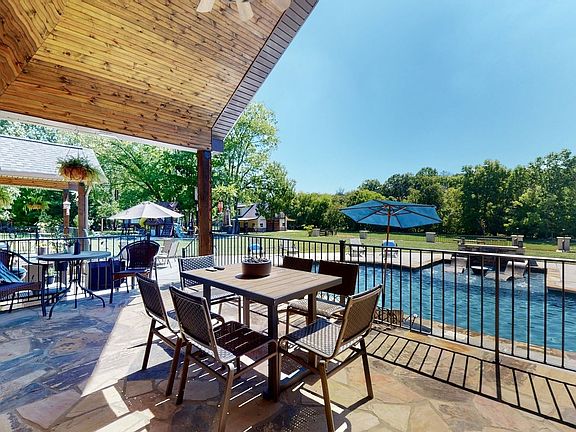 38th image of 2622 Poplar Knoll Dr