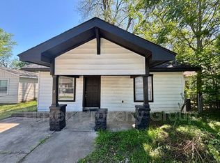 206 E McKennon Ave N, Bixby, OK 74008