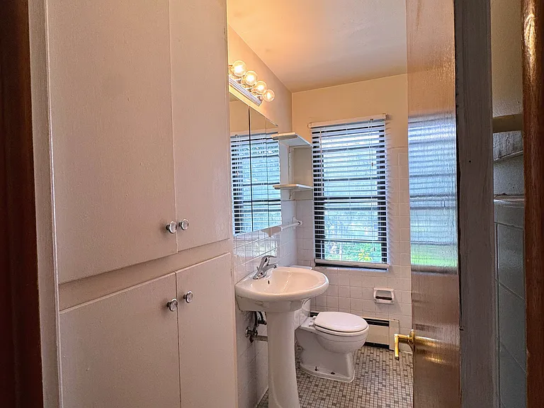 1010 15th Ave SE #203 — Photo 14