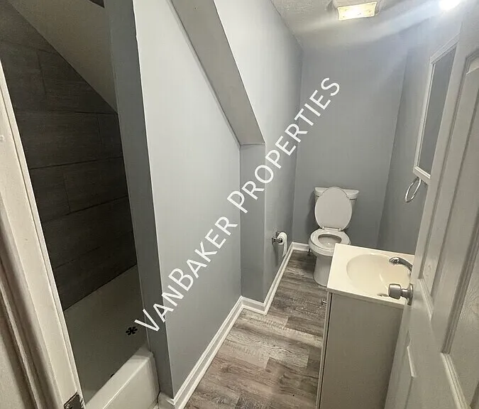 95 S Maple St #1 — Photo 3