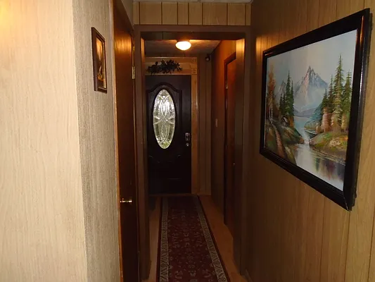 Rented by 18 REALTY | media 2