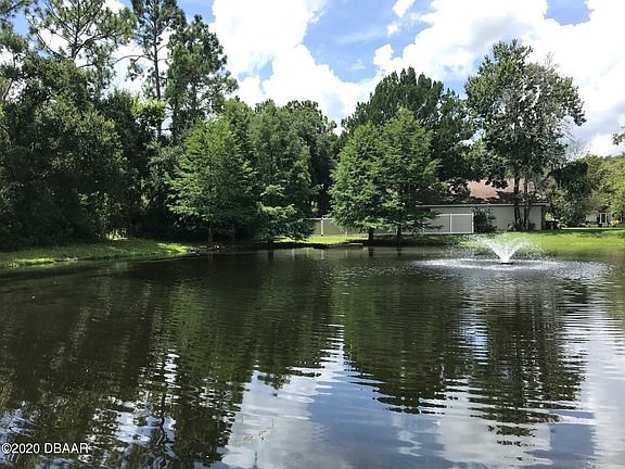 3rd image of 17 Southern Trace Blvd