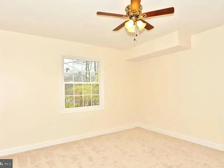 5905 Kingsford Rd #C — Photo 8
