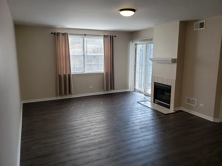 738 N Gary Ave #201 — Photo 2