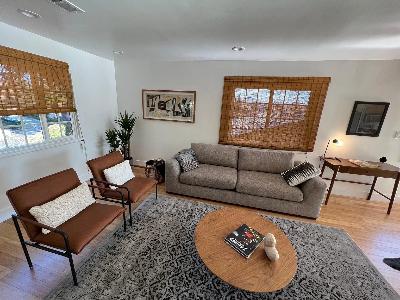 4844 Lynn St — Photo 3