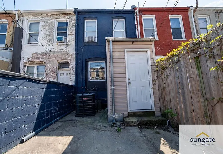 1210A Sargeant St — Photo 21